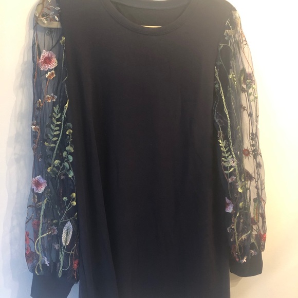 Floral Embroidered Tunic Dress - Picture 3 of 3